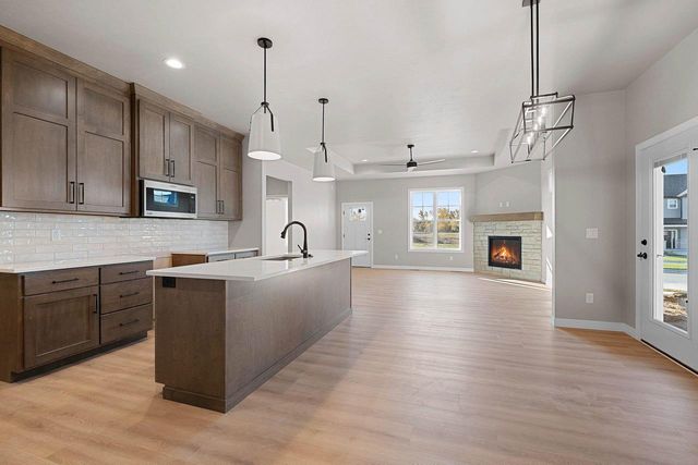 2874 HOWARD, Howard, WI 54313
