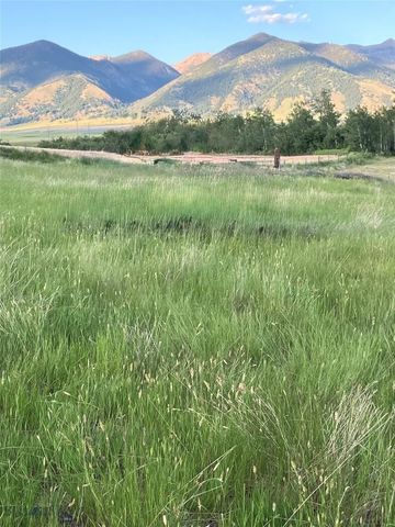 1535 Reynolds Creek Road, Belgrade, MT 59714