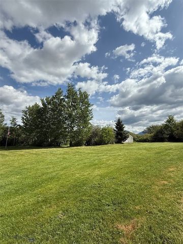 1535 Reynolds Creek Road, Belgrade, MT 59714