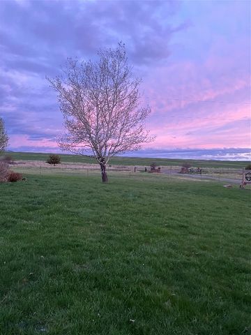 1535 Reynolds Creek Road, Belgrade, MT 59714