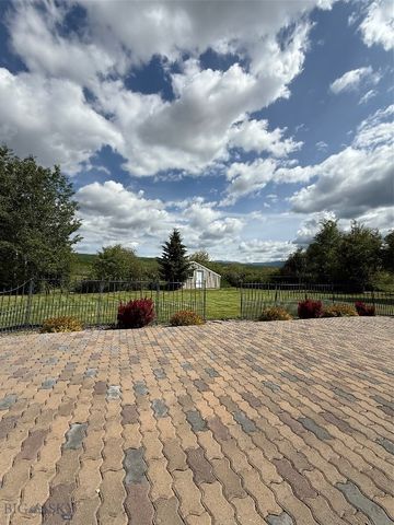 1535 Reynolds Creek Road, Belgrade, MT 59714