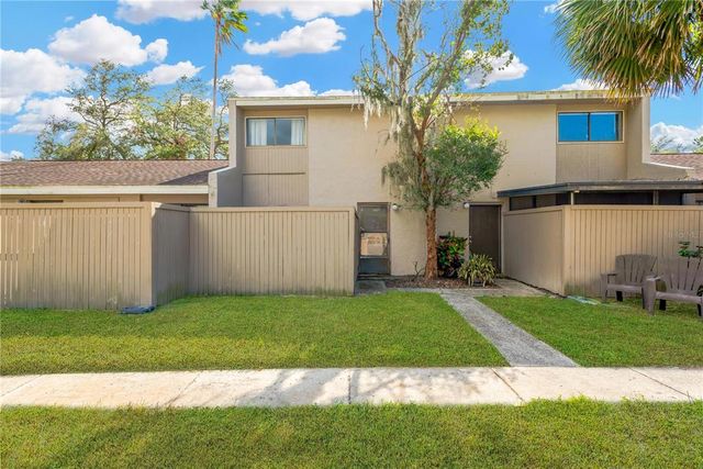 8014 PEACH DRIVE, Temple Terrace, FL 33637