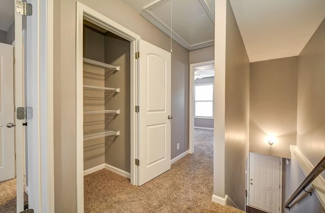 2256A McCormick A, Clarksville, TN 37040