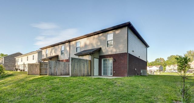 2256A McCormick A, Clarksville, TN 37040