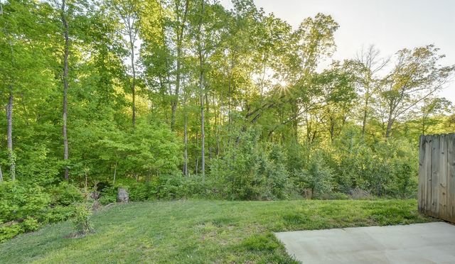 2256A McCormick A, Clarksville, TN 37040