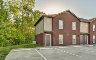2256A McCormick A, Clarksville, TN 37040