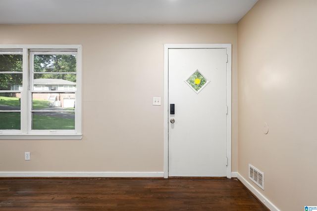 2613 5TH STREET NW, Center Point, AL 35215