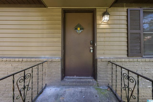 2613 5TH STREET NW, Center Point, AL 35215