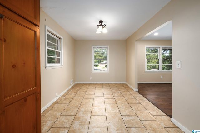 2613 5TH STREET NW, Center Point, AL 35215