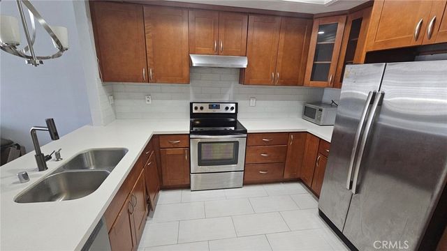 876 Tangerine Street, Corona, CA 92879