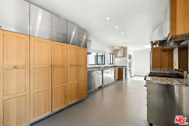 1317 Devlin Drive, Los Angeles, CA 90069