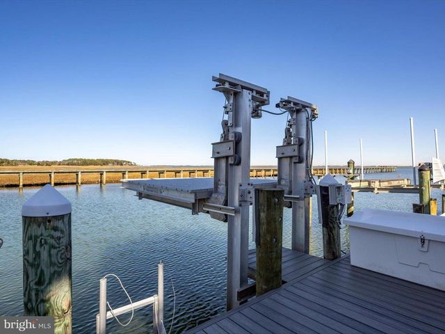 12355 SNUG HARBOR RD, Berlin, MD 21811