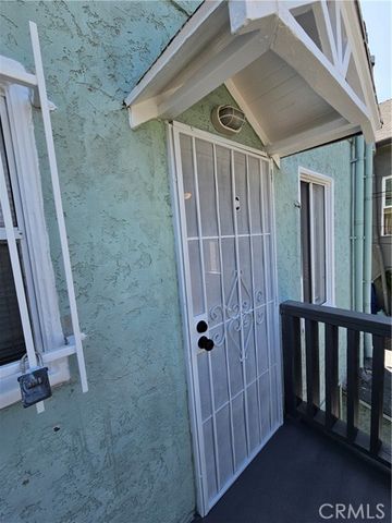 440 W 8 Street C, Long Beach, CA 90813