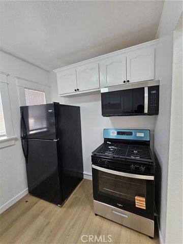 440 W 8 Street C, Long Beach, CA 90813