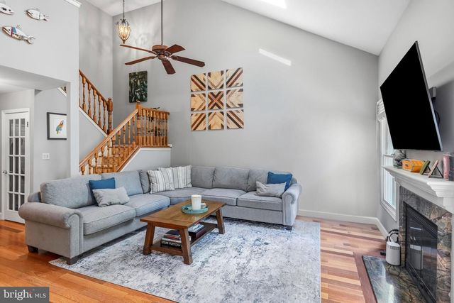 4 CORKERY LN, Medford, NJ 08055