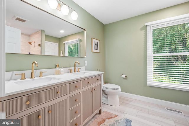 4 CORKERY LN, Medford, NJ 08055