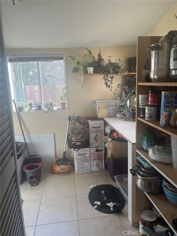 4264 Victoria Avenue, Riverside, CA 92507