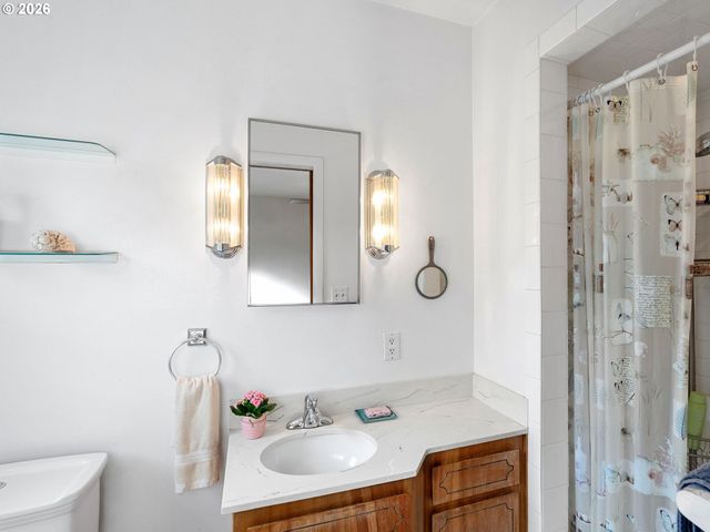 4614 Ne 80TH Ave, Portland, OR 97218