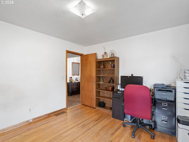 4614 Ne 80TH Ave, Portland, OR 97218