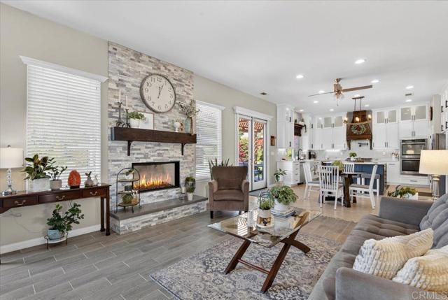 877 Hidden View Lane, Escondido, CA 92027