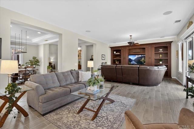 877 Hidden View Lane, Escondido, CA 92027