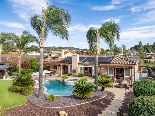 877 Hidden View Lane, Escondido, CA 92027