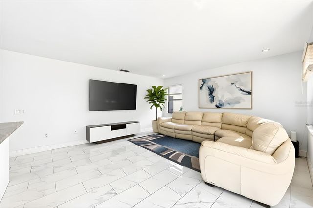 6103 CRYSTAL VIEW DRIVE, Orlando, FL 32819