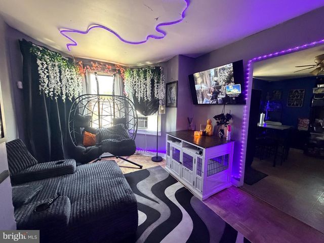 305 S 2ND ST, Millville, NJ 08332