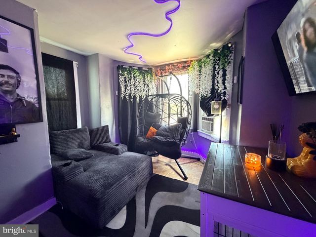 305 S 2ND ST, Millville, NJ 08332