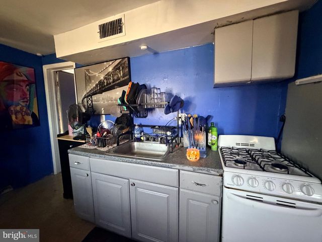 305 S 2ND ST, Millville, NJ 08332