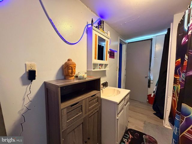 305 S 2ND ST, Millville, NJ 08332