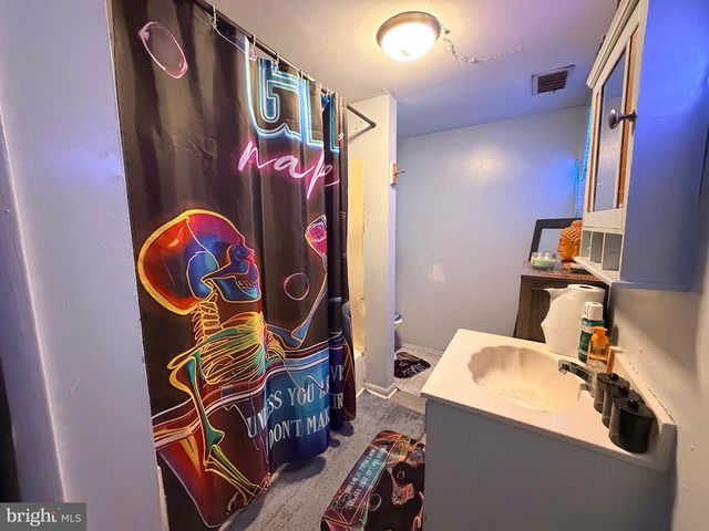 305 S 2ND ST, Millville, NJ 08332