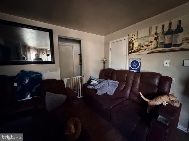 305 S 2ND ST, Millville, NJ 08332