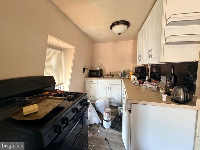 305 S 2ND ST, Millville, NJ 08332