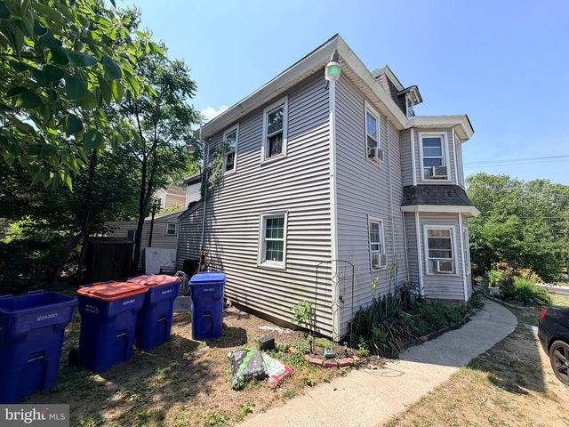 305 S 2ND ST, Millville, NJ 08332