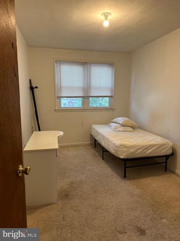 906 HOMESTEAD ST, Baltimore, MD 21218