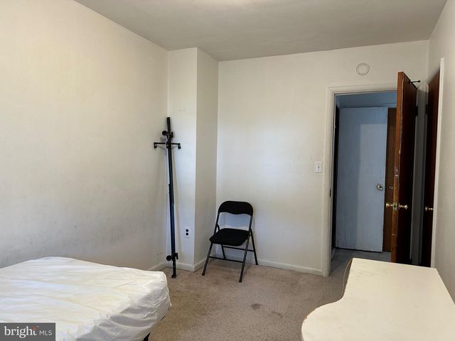 906 HOMESTEAD ST, Baltimore, MD 21218