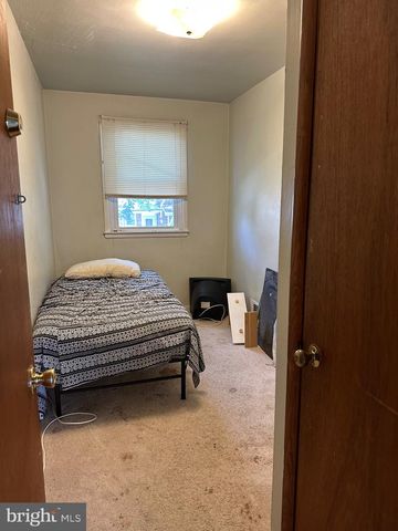 906 HOMESTEAD ST, Baltimore, MD 21218