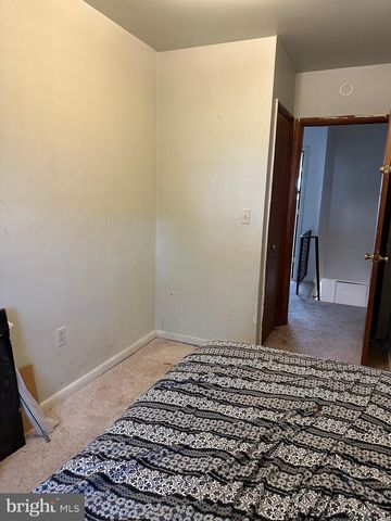 906 HOMESTEAD ST, Baltimore, MD 21218