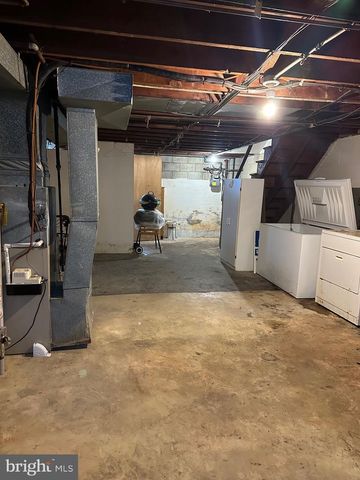 906 HOMESTEAD ST, Baltimore, MD 21218