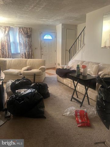 906 HOMESTEAD ST, Baltimore, MD 21218