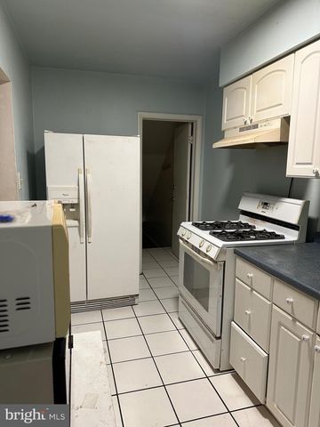 906 HOMESTEAD ST, Baltimore, MD 21218