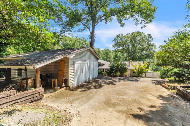 1009 Edwards Road, Greenville, SC 29615