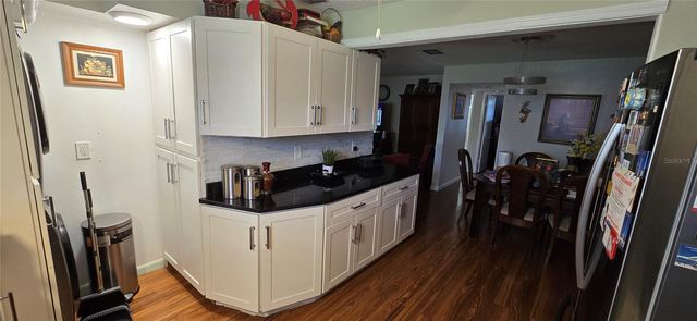 3894 37TH STREET S 41, St Petersburg, FL 33711