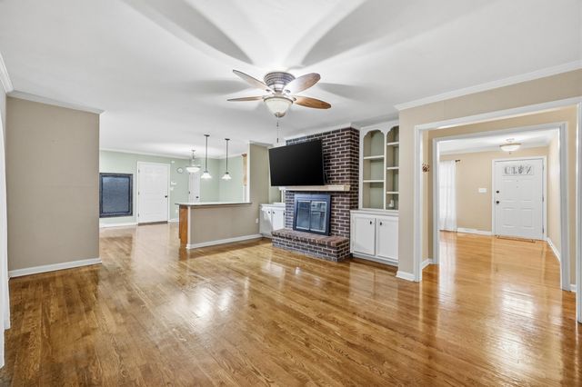 1504 Cantrill Drive, Lexington, KY 40505