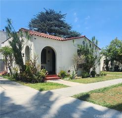 7003 Mission, Huntington Park, CA 90255