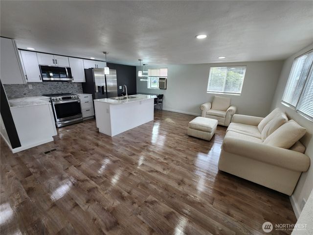3244 66th Avenue SW #15, Olympia, WA 98512