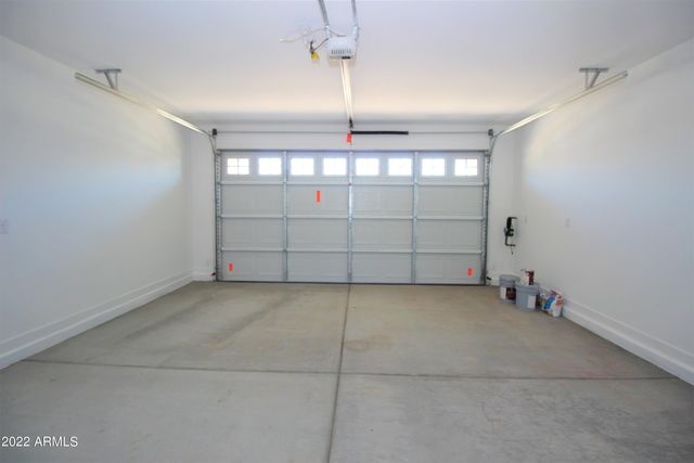 9241 W Roma Avenue, Phoenix, AZ 85037