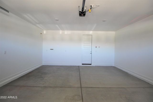 9241 W Roma Avenue, Phoenix, AZ 85037