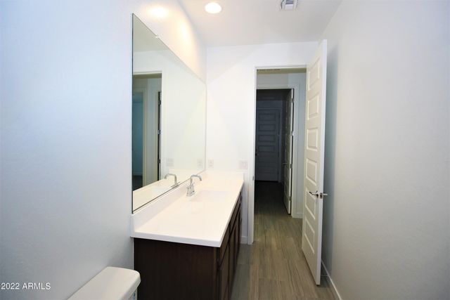 9241 W Roma Avenue, Phoenix, AZ 85037